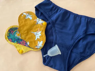 photos de protections menstruelles lavables - crédit photo SYMEVAD