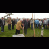 M. VANDEWOESTYNE et M.LEFRANÇOIS plantant un pommier symbole de cette inauguration